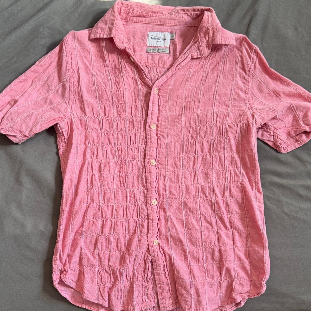 Goodfellow & Co Pink Casual Button-Down Shirt